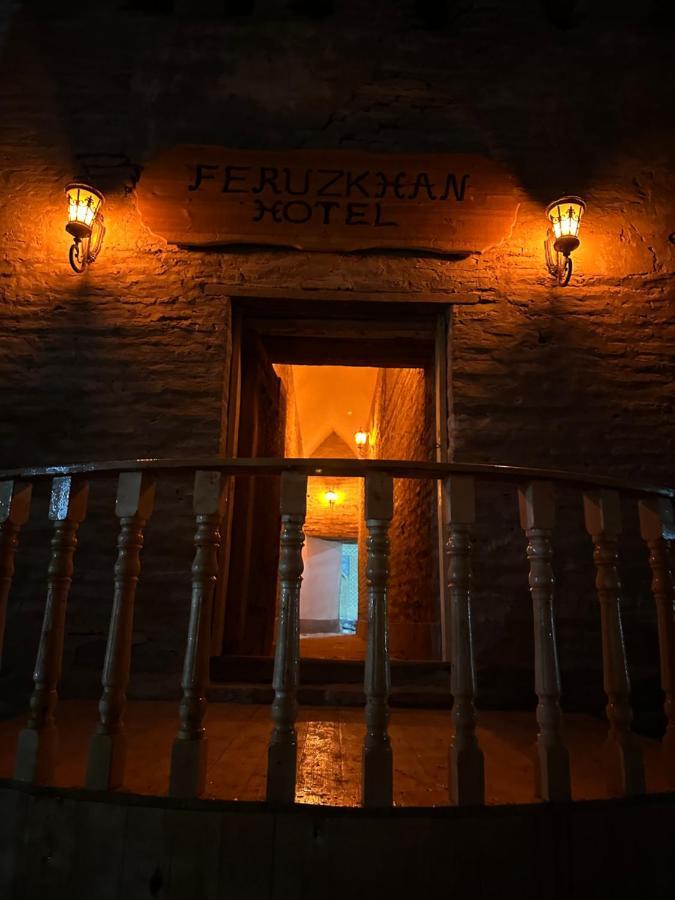 Feruzkhan Hotel - Madrassah Mohammed Rakhim Khan 1871 Khiva Eksteriør billede